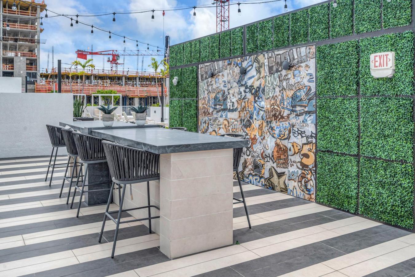 Modern Unit Mins From Brickell With Free Parking Appartement Miami Buitenkant foto