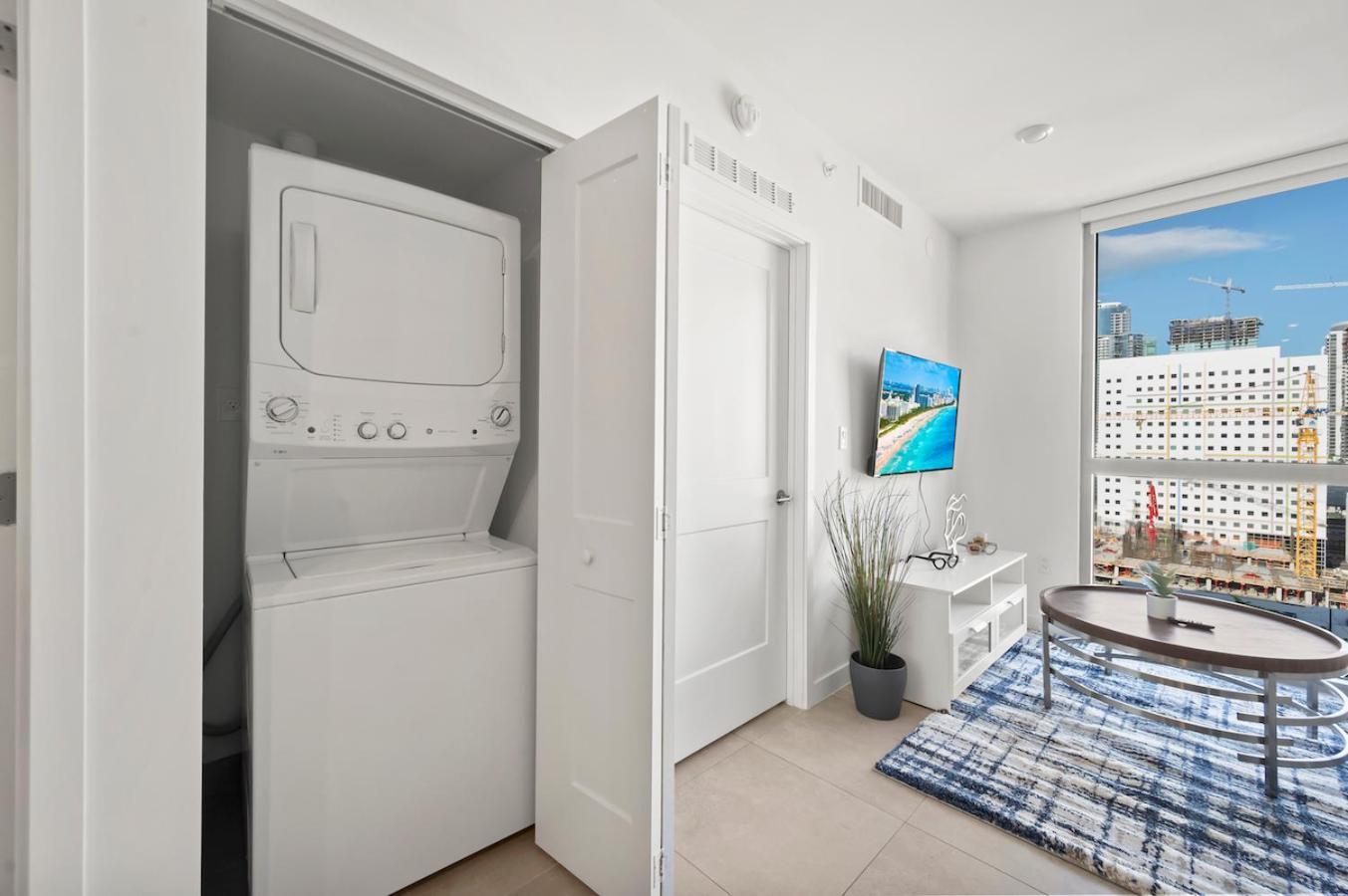 Modern Unit Mins From Brickell With Free Parking Appartement Miami Buitenkant foto